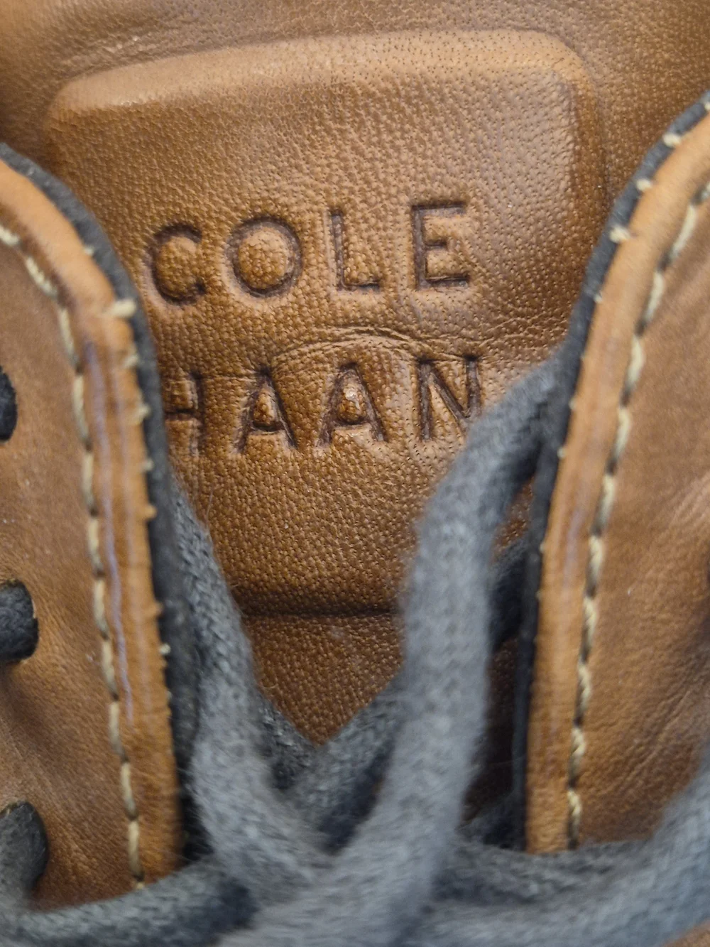 Cole Haan British Tan Classic Brogue Perforations Short Wingtip Oxfords Size 11.